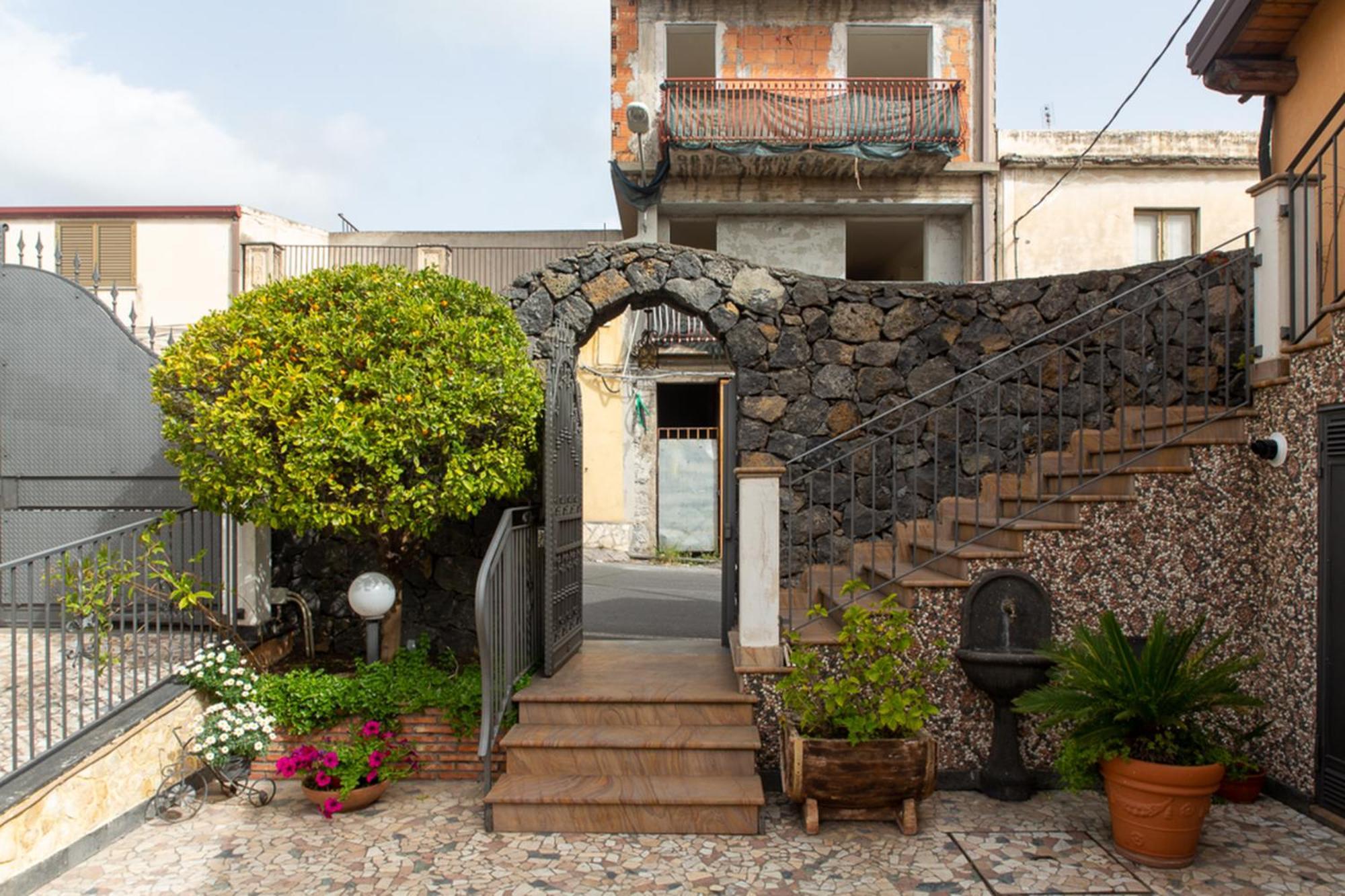 פיומפרדו די סיציליה B&B Villa Liliya מראה חיצוני תמונה