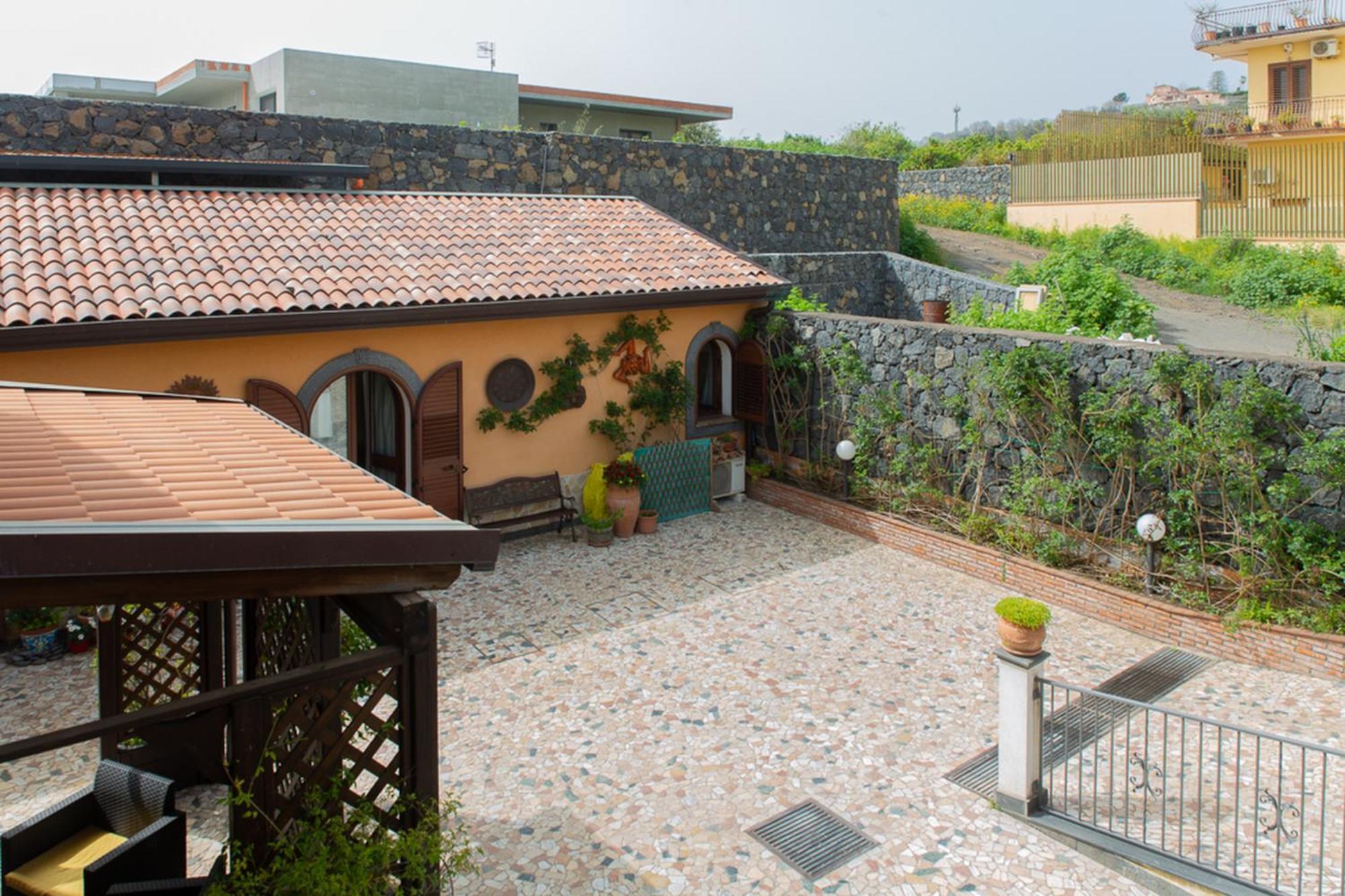 פיומפרדו די סיציליה B&B Villa Liliya מראה חיצוני תמונה