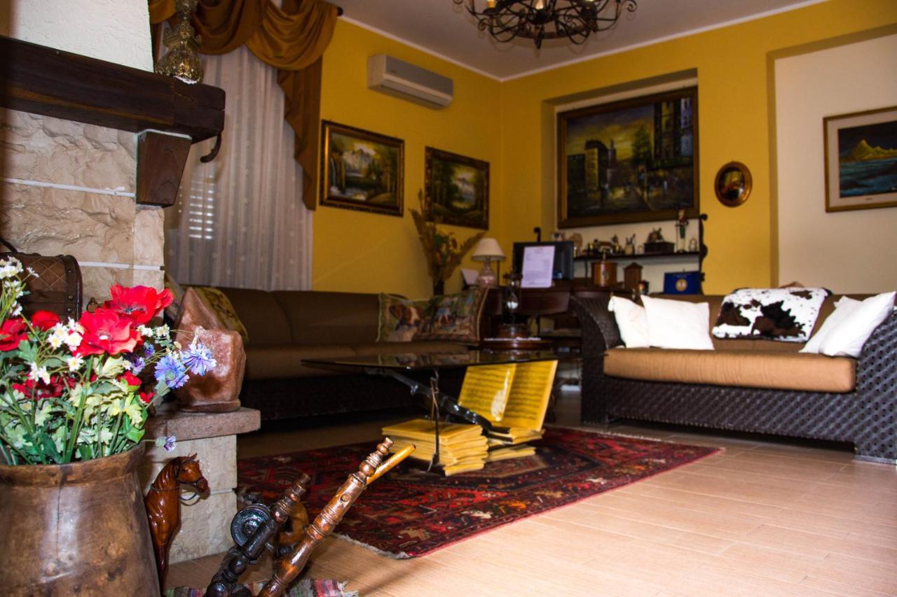 פיומפרדו די סיציליה B&B Villa Liliya מראה חיצוני תמונה